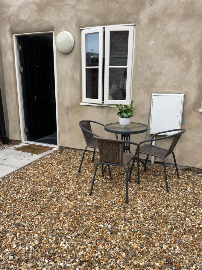 Cedar House - 2 Bed House With Free Parking In Town Centre! By Shortstays4U King's Lynn Eksteriør billede